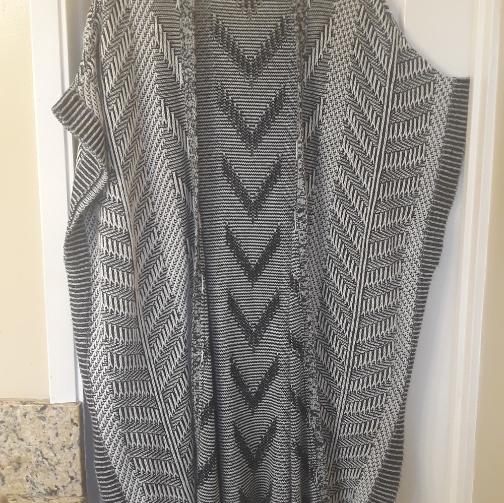 Long knitted cardigan vest poncho duster